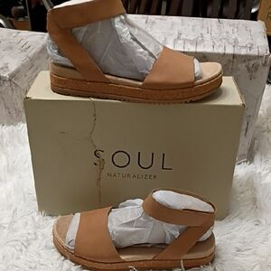 SOUL Naturalizer Deara Women's Ankle Strap Platform Cork Sandals 6 Wide